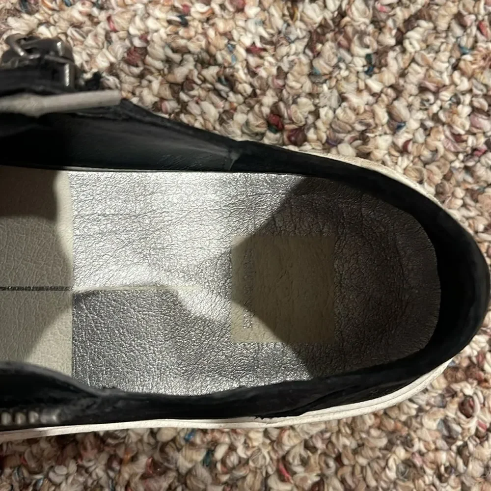 Dolce Vita Women’s Vito Sneaker with original box